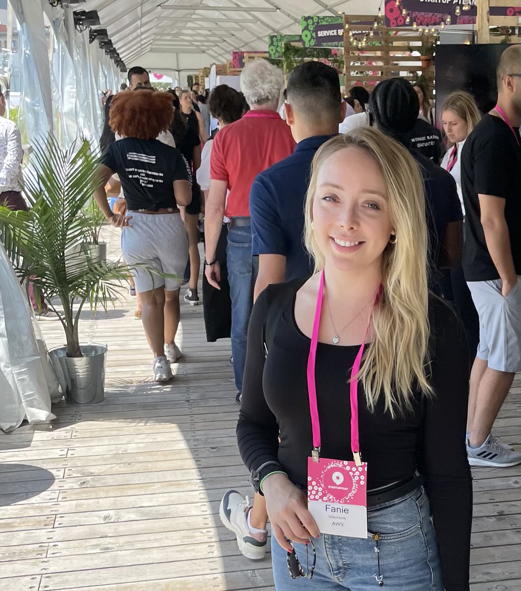 PierreSavignac's tweet photo. Amazon sent their top biz dev at #StartupFest. @FanieVillemaire speaks Chinese (she worked in China), Arabic and +. She is offering 100 k$ in credits to startups to use Amazon AWS. Move over Microsoft Azure! I can only offer 4 billions $ in #SRED per year, snif snif… https://t.co/CjguSFjUUO