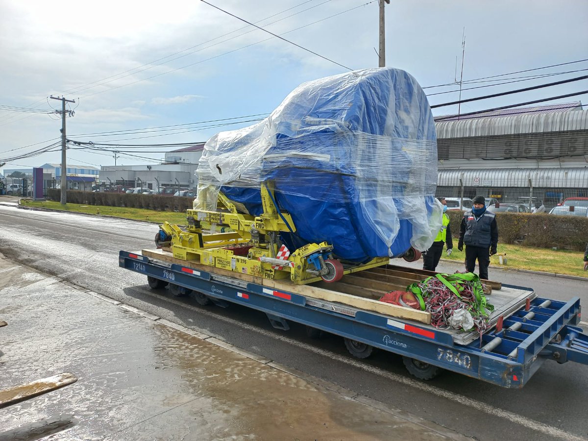 Controlc_chile's tweet image. Hoy nuevamente somos parte de la logística para una cia aérea en Chile, Jetsmart a través de Asesorías y Representaciones SCL nos confian el transporte y entrega en USA de estos 2 importantes motores de sus aviones que operan en Chile #avion #logistics #USA #Chile #scl #Miami