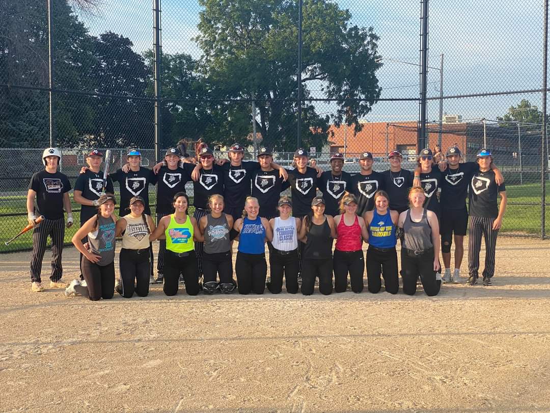 CPU Varsity softbal Vs. Varsity Baseball. These kids had so much fun with a post season scrimmage.