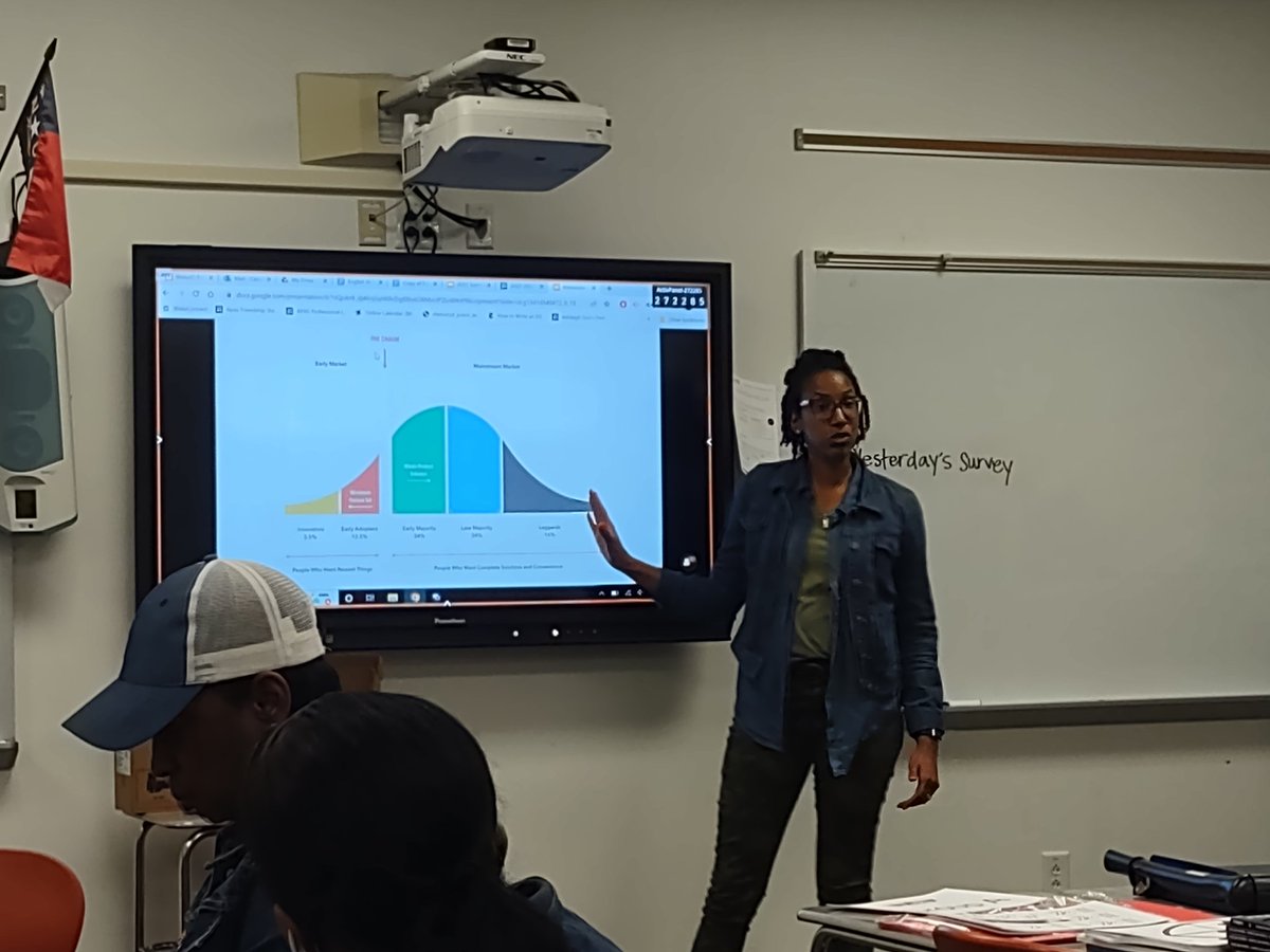 Cassandra McClellan tweet media