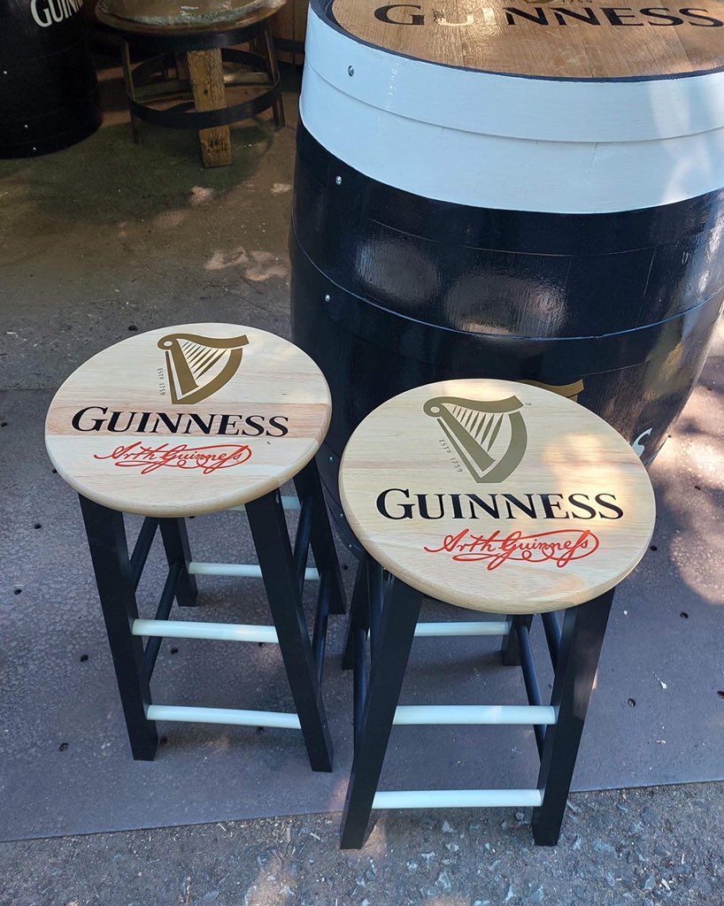 bespokebarrels1's tweet photo. Nice Guinness set off to its new home in Scotland 🏴󠁧󠁢󠁳󠁣󠁴󠁿👌🏻#bespokebarrels #bespokebarrelsandbars #guinness #guinnessbarrel #barreltable #barrelfurniture #barrelbar #bar #mancave #barfurniture #pubshed #homebar #handmade #woolton #liverpool https://t.co/Z3FrYXvHHm