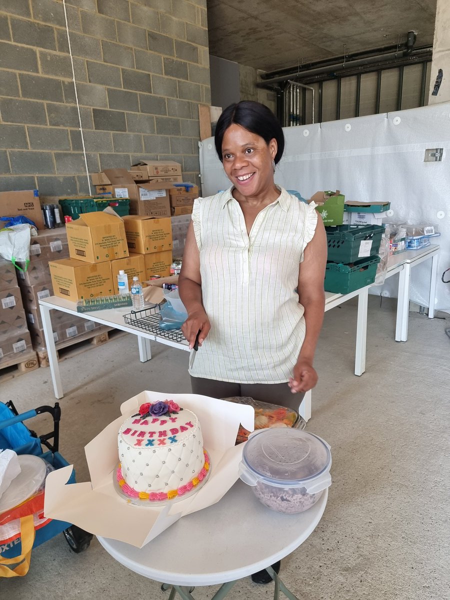 Woodberryaid's tweet photo. My #birthday right? & somebody else has taken the first bite of my #cake 😆 🤣 courtesy of my #volunteer. Jolly day! #community #food #shop #streetbox #euphemiachukwu @felixprojectuk @goodgym @CarryMe_Bikes @mayorofhackney @SarahWoodberryD @hackneycouncil @CaritasWestm https://t.co/77roFs38p0