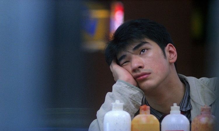 cinematogrxphy's tweet photo. chungking express (1994) dir. wong kar wai https://t.co/jvbZuzJVO4