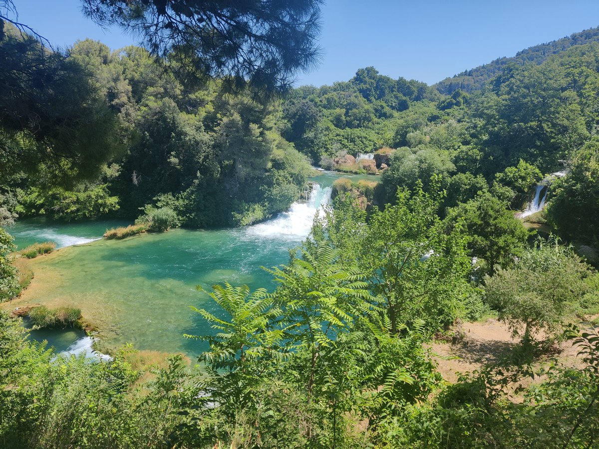 In Split and Krka on this historical day when Croatian parliament ratified the protocol on the accession of Finland and Sweden to #NATO. Hvala! Tack! Kiitos! 🇭🇷🇸🇪🇫🇮 #WeareNATO #StrongerTogether #Susijengi #Split #Krka