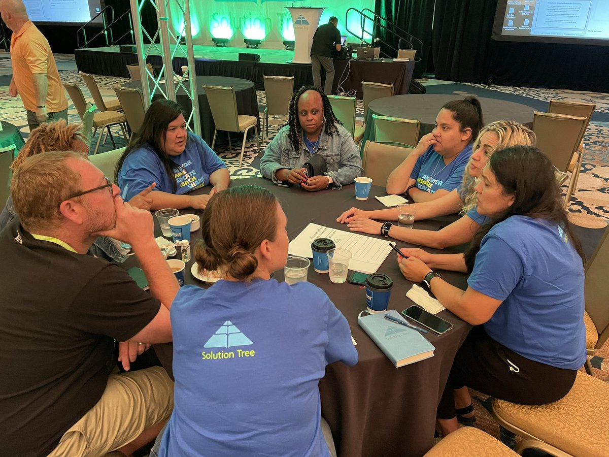 JillZapta's tweet photo. It was so wonderful to learn more about empowering our students, staff, and families at the Soluciones Conference @SolutionTree! The team of educators I spent the last few days with are incredible! It’s going to be an AMAZING year. @maywood89 #D89AlwaysLearning #D89Bilingual https://t.co/19mQX2axmd