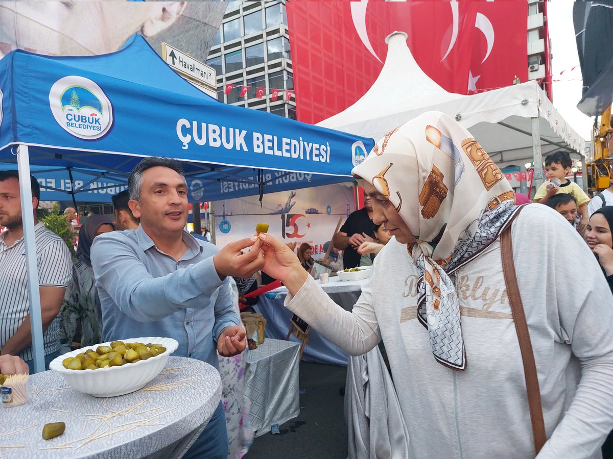 AkkadinCubuk's tweet photo. Türkiye Aşkına...
başkanlarımız ve yönetim kurulu üyelerimiz  ile birlikte, 15 Temmuz Demokrasi ve Milli Birlik Günü yürüyüşüne katıldık.
#15TEMMUZDESTANI 
#AnkaraDestanı
#15Temmuz 
@aysekesir @hatice_cakmak_ https://t.co/aNLAZc9gPh