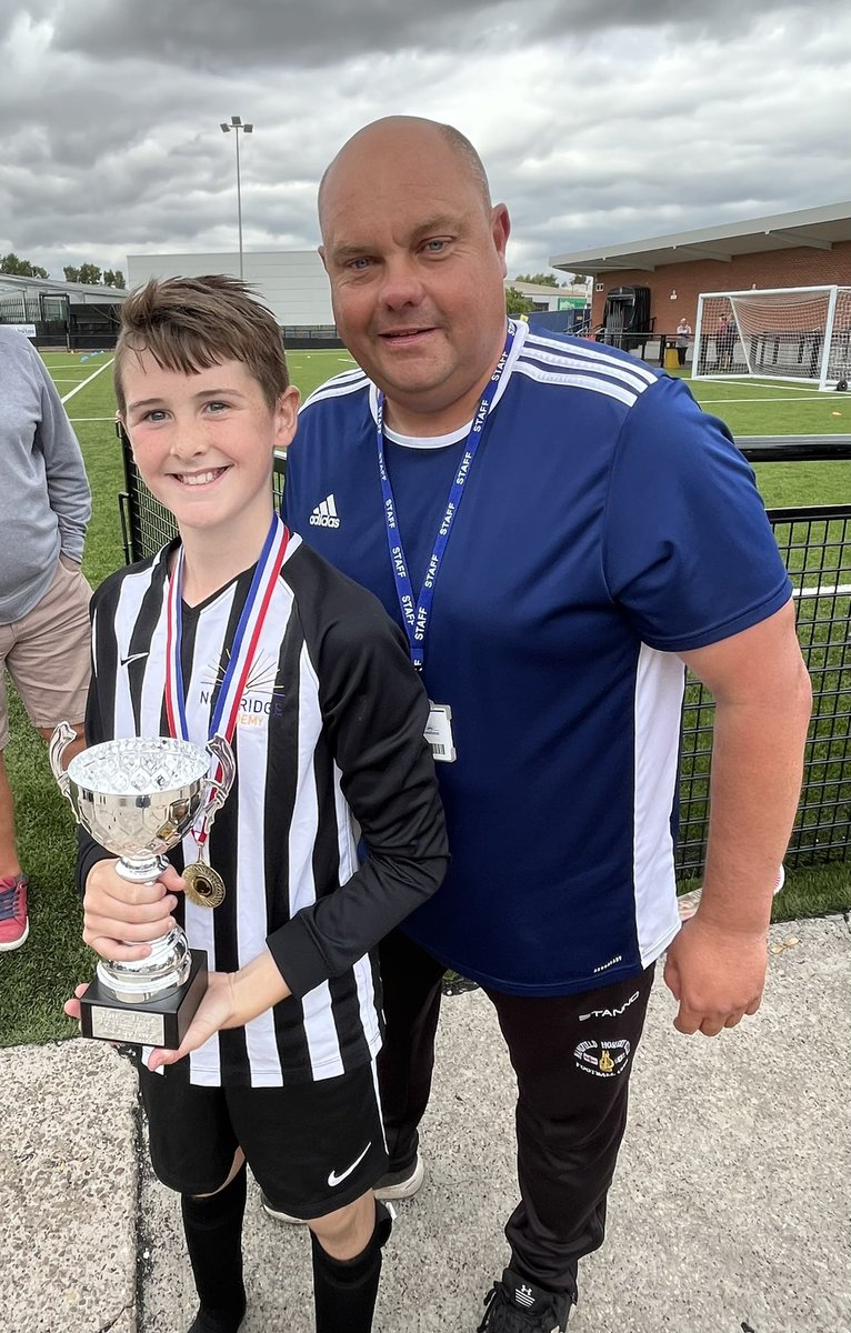 What a game of football, School cup winners - champions of champions, amazing way to end year 6 for Zach to lift the trophy 🏆⚽️💙⚽️🏆@KingfisherY6 <a href="/Toucan_Class/">ToucanClass</a> @Norbridgeschool <a href="/Norbridge_PE/">Norbridge PE</a> <a href="/leescott273/">Lee Scott</a> <a href="/tingle148/">Michael Tingle</a>