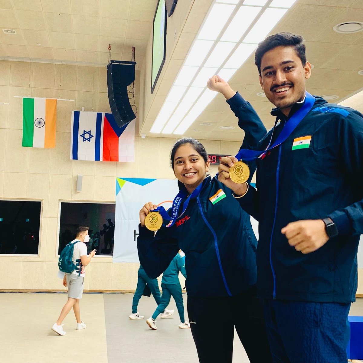 GhoshMehuli's tweet photo. Now when I am on my way to Seoul Airport with two medals with me wanted to share those highlighted pictures with you all. In this pictures there are so many happy faces so much joy and pride. https://t.co/4or6zfDg0P
