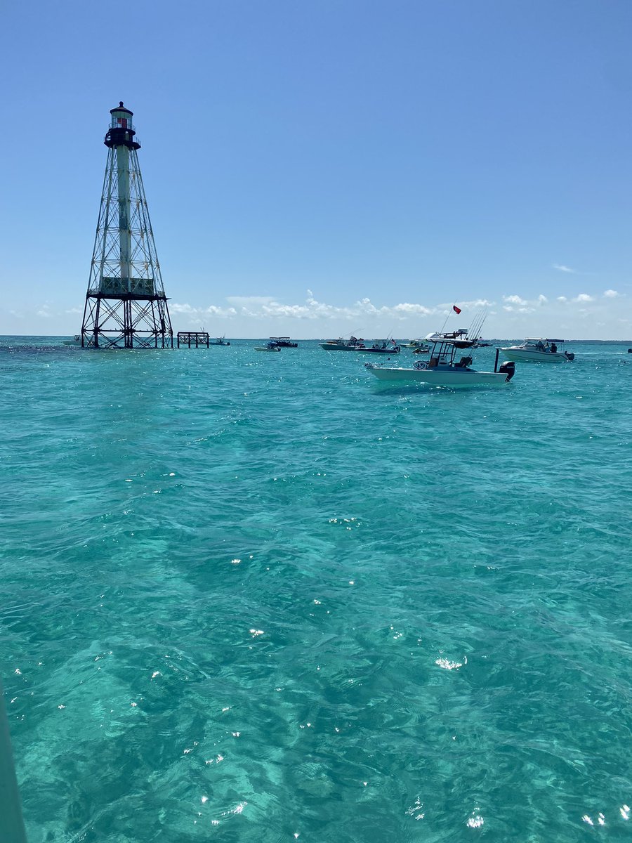 tracy9535's tweet photo. Beautiful days above, on, and under the water in Islamorada, Florida! Thank You @SundanceSports and The Kayak Shack for a magical vacation. Christy, Will, Parker, Luke, Chris, Conner and all the rest were outstanding. We enjoyed every moment! https://t.co/iBLQXhbAzl