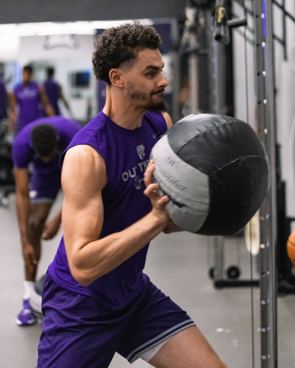 KStateMBB's tweet photo. Proof is in the progress 

#KStateMBB X EMAW https://t.co/VRNSJt85T6