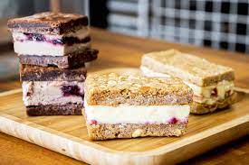 hellofrombarry's tweet photo. Calling out Ernie’s Icebox (https://t.co/fDBPVl0mWI) for #GoSmallCanada. 

Ernie’s is proudly local and made completely from scratch. Julia just opened a store front at 403 Jane St in the #Highpark area of #Toronto. https://t.co/fDBPVl0mWI. https://t.co/5MXHgmlzlI