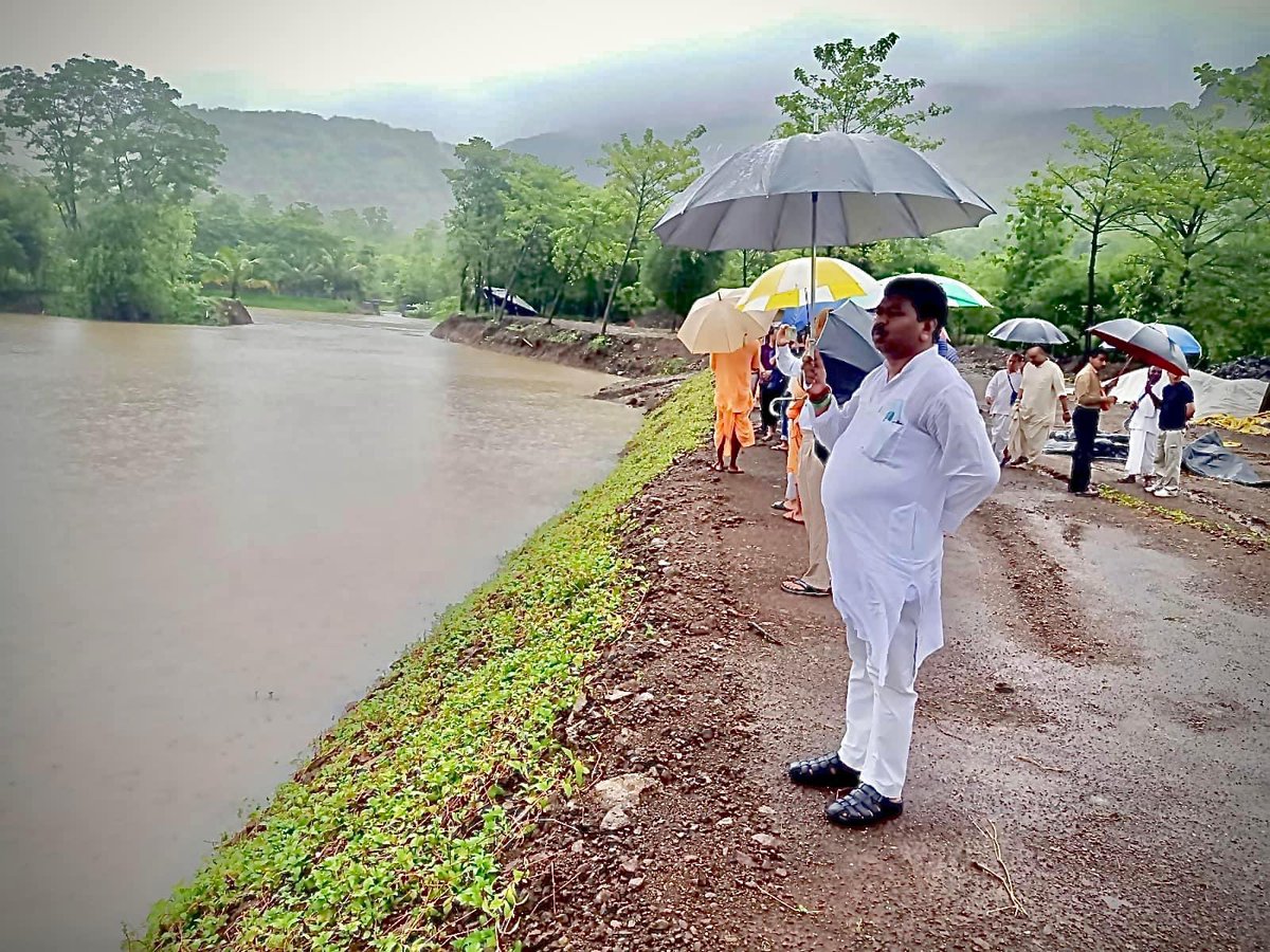 Bishweswar_Tudu's tweet photo. #PicOfTheDay
Catch the rain, wherever it falls, when it falls!
Save Water, Water Will Save You!!
#CatchTheRain #SaveTheRain #RainwaterHarvesting #Rainwater https://t.co/FsyiU0WoV1