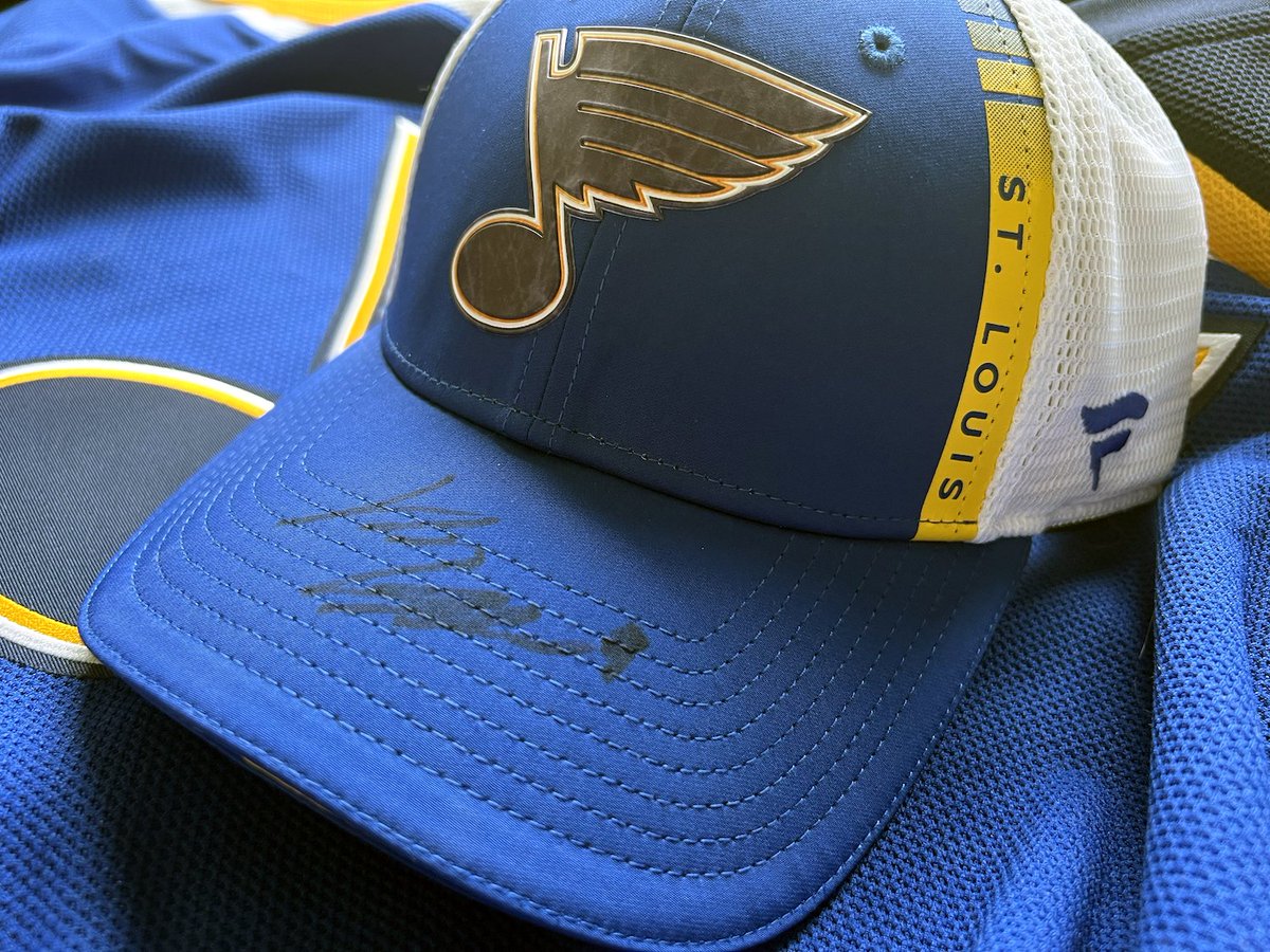 StLouisBlues's tweet image. We're giving away a 2022 Draft hat signed by first-round pick Jimmy Snuggerud 🧢 RETWEET for your chance to win! #stlblues