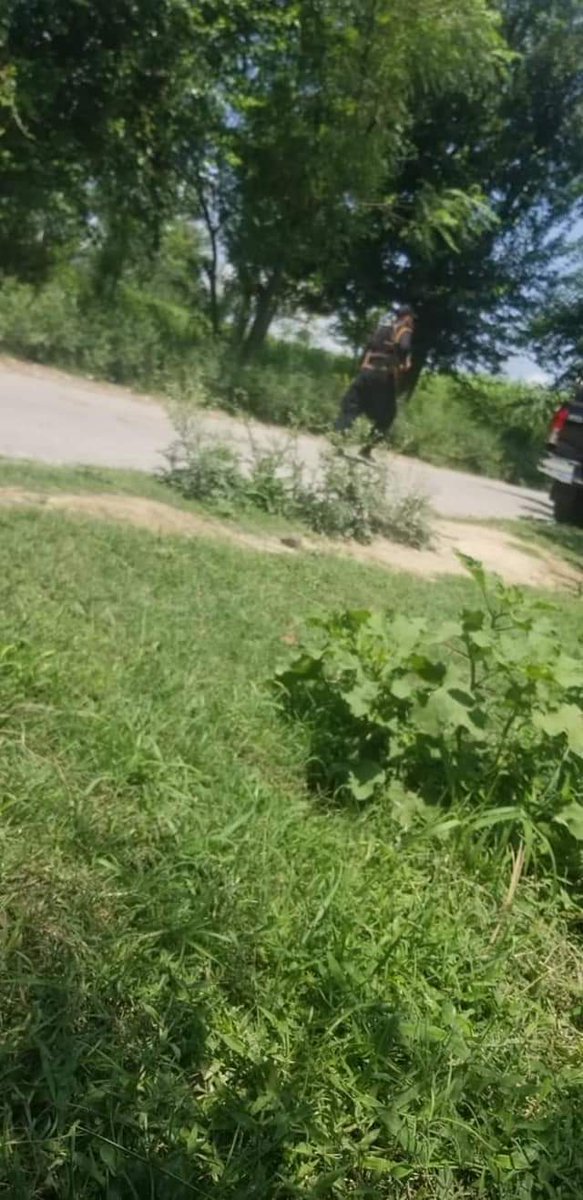 HRKhoja's tweet photo. 1/4)

#StopViolenceAgainstPeasants

@AWPKarachi strongly condemns the attacks on the comrades of the @PMKPOfficial &amp; farmers in Sakhakot Malakand Division of Khyber Pakhtunkhwa by the landlords and their supporting state officials and their attempts to

 #StopPeasantEvictions https://t.co/hx4Kjg8ll2