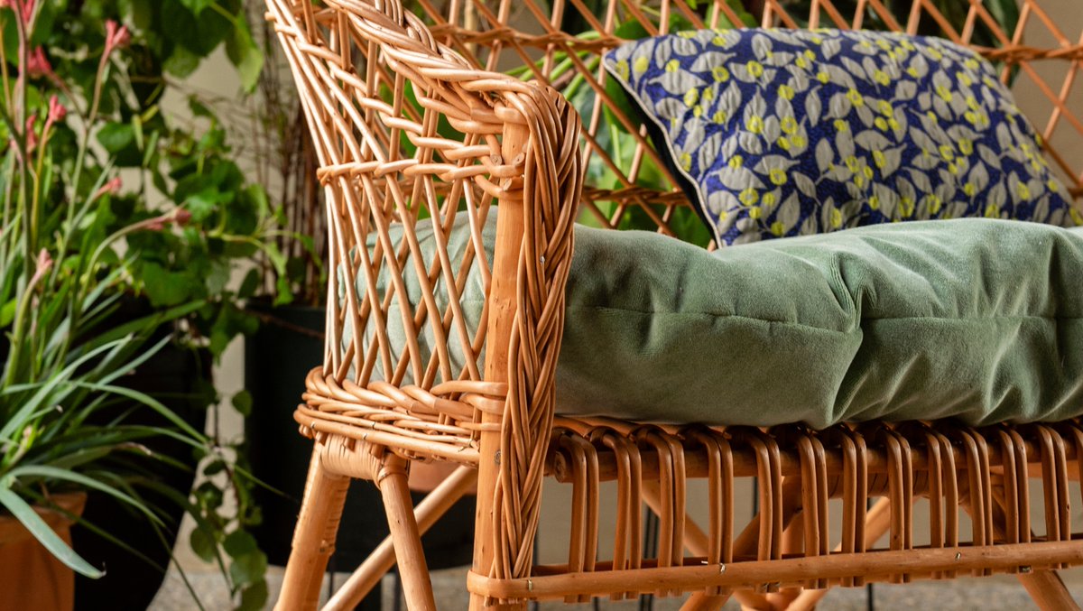 KOKMaison's tweet photo. #kokmaison #design #decoration #interiordesign #architecture #architecturelovers #handmade #furniture #100years #tradition #mobilier #osier #osierdesign #osierspecialist #osierexpert #meubleosier #wicker #wickerfurniture #canape #canapeenosier #armchair #wickerarmchair #antonin https://t.co/kjxrqGneKJ