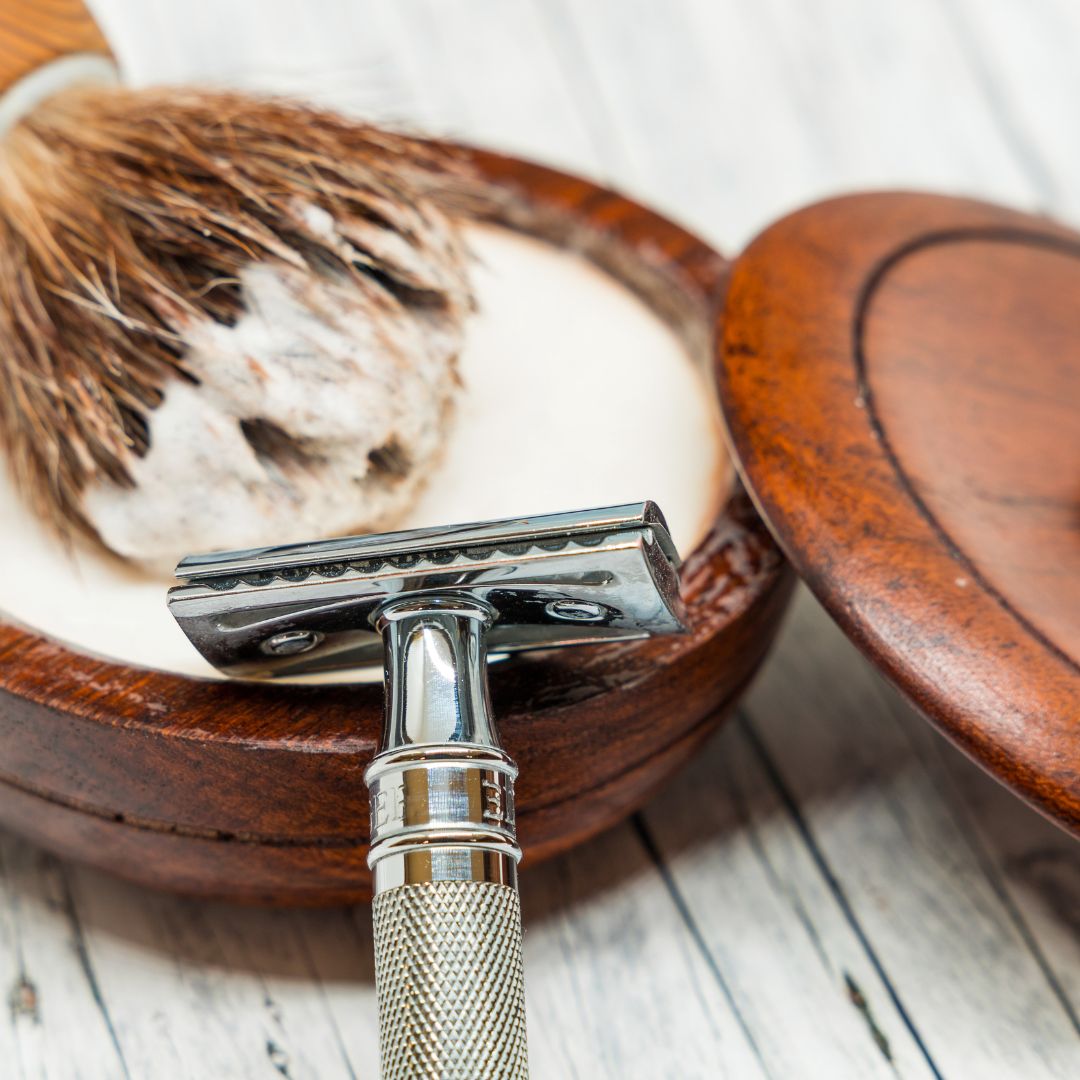 LakevilleBarber's tweet photo. You've heard the term “clean shaven”? It became an official word in 1860. The definition is  very clear: "(of a man) having no beard or mustache on his face." 

#themoreyouknow #funfact #barbershop #LakevilleBarber #cutmyhair #LakevilleMN #minnesotamade https://t.co/hIyOCZpjuF