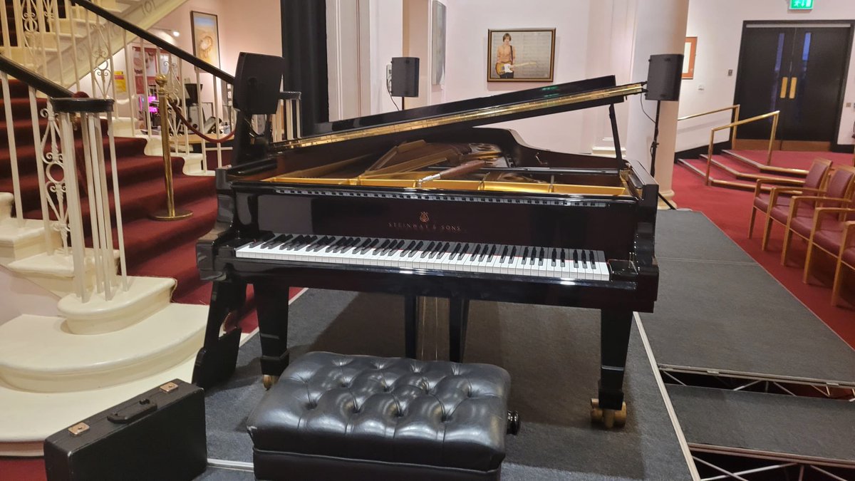 Redmond Piano Tuning tweet media
