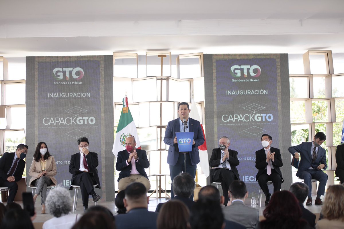 diegosinhue's tweet photo. Este es un día muy importante en la relación bilateral entre Japón 🇯🇵y #Guanajuato.
El inicio de operaciones del Centro Avanzado de Envase y Embalaje quedará marcado en el calendario de la innovación y el desarrollo tecnológico del estado. 1/2 https://t.co/dGANW8VHtx