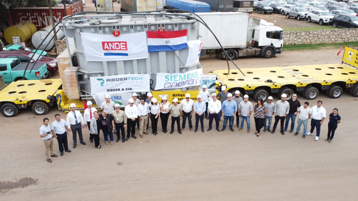 ANDEOficial's tweet photo. DÍA HISTÓRICO -  CON PASOS FIRMES HACIA SOBERANÍA ENERGÉTICA NACIONAL

🇵🇾 ANDE realiza el traslado de los dos primeros transformadores de potencia a la futura Subestación Yguazú 500 kV
@AgendaCAF
Más info en la web ▶️https://t.co/wSY093fqRD

#SoberaníaEnergética🇵🇾
#Yguazú500kV https://t.co/SyDz4KfmQR