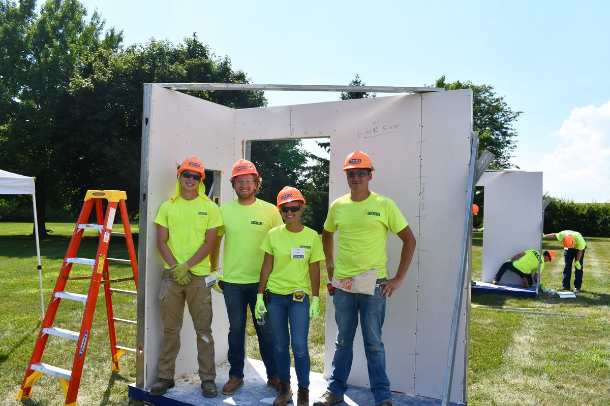 DanisBuilds's tweet photo. A round of applause for all of our co-ops yesterday who worked hard and showed a lot of drive and spirit. A big congratulations goes out to our winners of the challenge!
#FutureofConstruction #DanisBuilds #CoopChallenge https://t.co/SPdLFDDfCJ