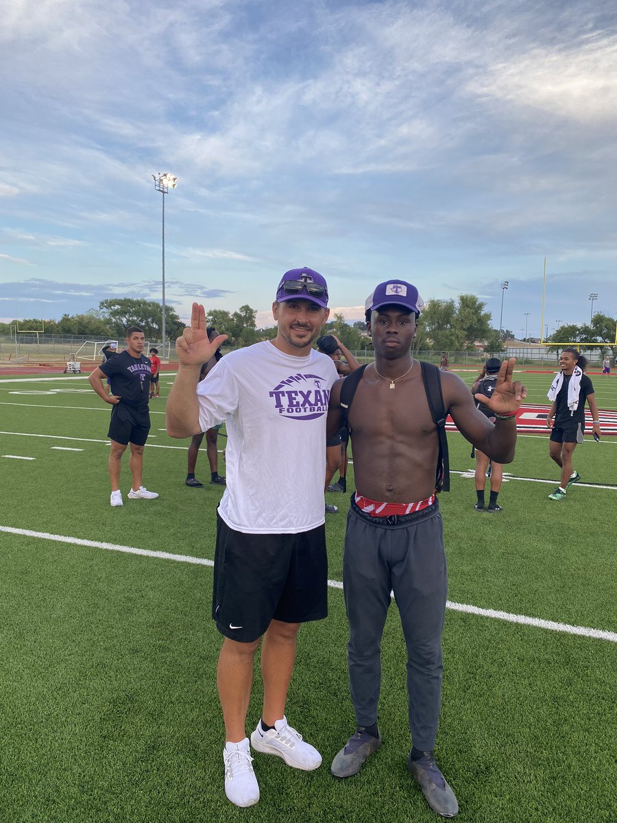 Zy’Aire King tweet media