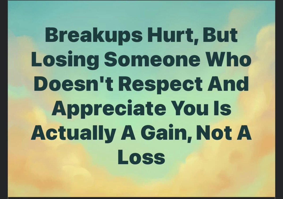 wash_lewis's tweet photo. Made this post on another site. A random text came through. This isn’t my life, I just like the quote🤣🤷🏽♀️
People are weird! #stopreaching https://t.co/DkXI3mAMiS