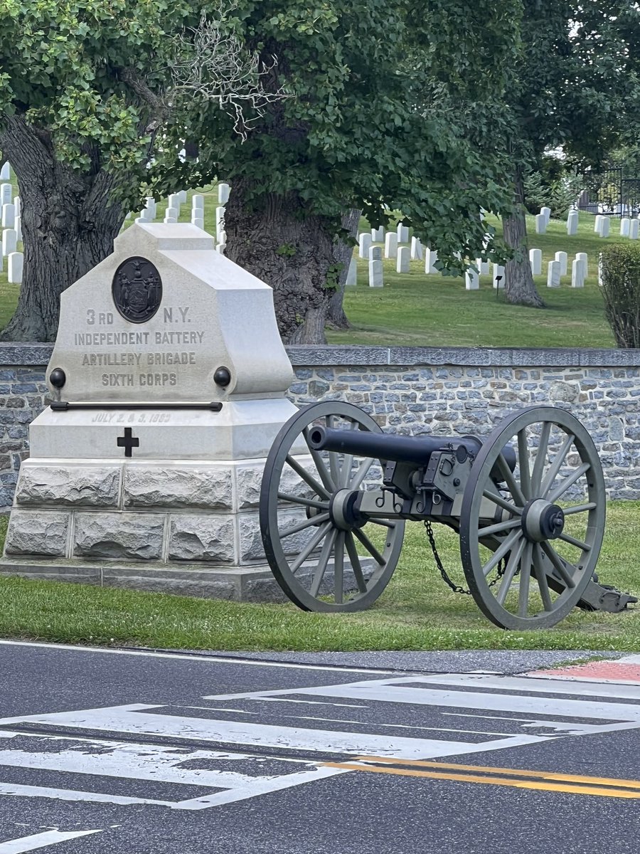 MrShaneGower's tweet photo. Probably these will be the last monuments I see at Gettysburg until the next time I visit! #nehwhyhere #socstudme #sschat @GettysburgNEH https://t.co/J2WhG6imxt