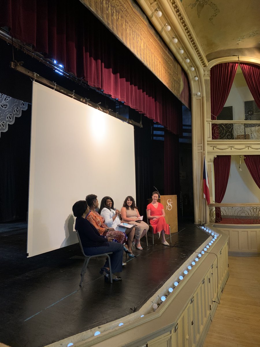 USettlement's tweet photo. We are so grateful to Margaret, Dr. JaNice Marshall, @daleranglin, @habeebahgrimes, @drjennyking, @SPaganClev, and @iHeartSwine for their impactful presence at Homecoming. Let us all reflect on action steps we can take to treat and reduce trauma, and to fight racism. https://t.co/kaPOHJEkyy