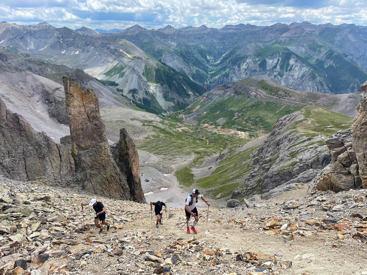 Francois D'Haene, Dakota Jones, and Kilian Jornet lead Hardrock at Kroger's Canteen (mile 33) in 7h08m elapsed. All three are chatty, relaxed, and having a grand time. #HR100