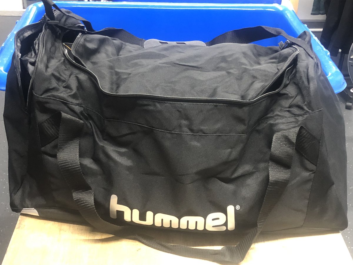 WaspsKitMan's tweet image. Kitman Clearout,this “mystery bag” packed full of very random stuff Wasps or Rugby related is up for grabs. Like, Follow and Retweet  #everykitmanknows and the number of items currently in this bag 🤷. Must be able to collect from me this season. Happy Friday everyone 🍷🍷