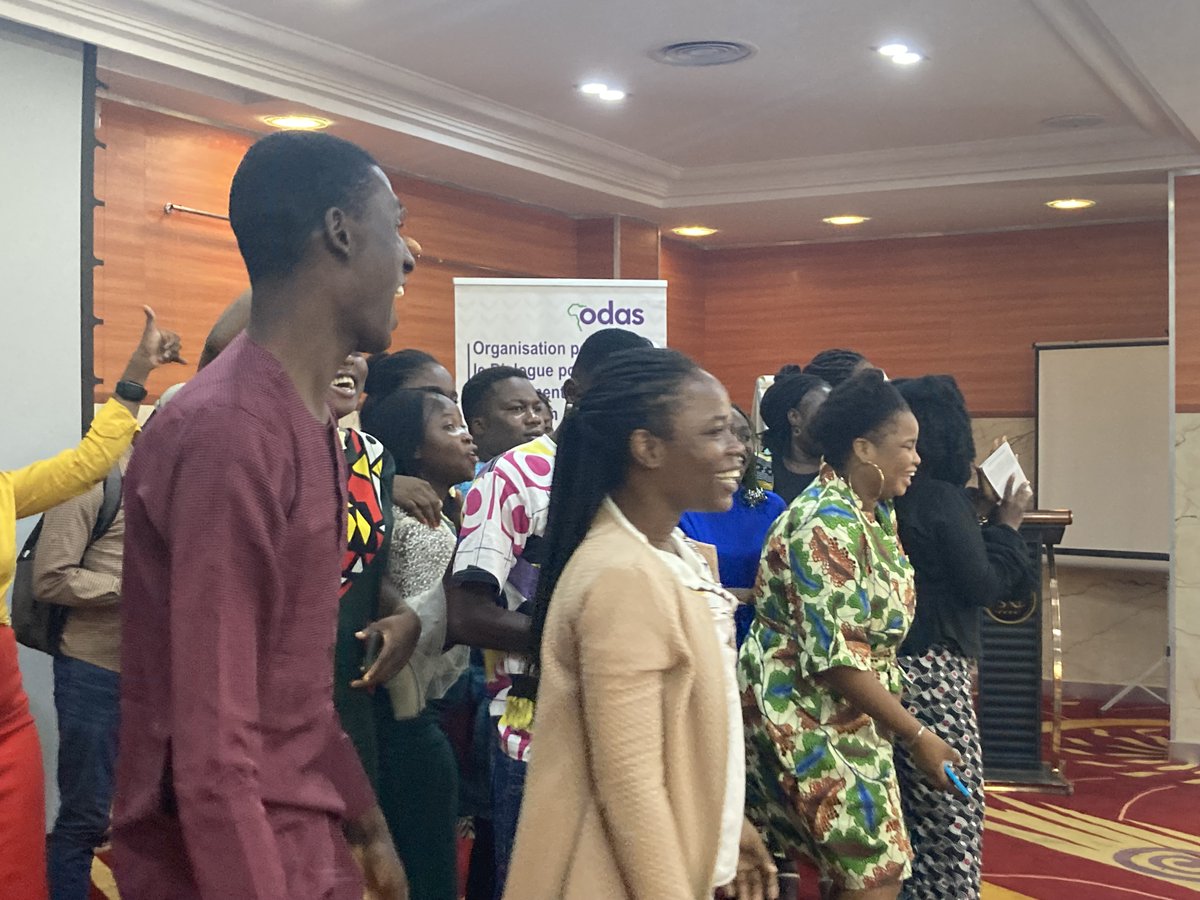 Réfléchir ensemble avec rire et passion, en mouvement pour l'avortement! Merci aux jeunes féministes du Bénin pour l'énergie et la créativité... watch this space ✊📢 #AvortementSecurise <a href="/CojasBenin/">COJAS Bénin</a> <a href="/JVSAssociation/">Association Jeunes Volontaires pour la Santé</a> <a href="/FillesActions/">Filles en Actions</a> <a href="/SOROAboudouN/">SORO Aboudou N.</a> <a href="/maifoux/">Maïfoux Nassirou</a> <a href="/IpasOrg/">Ipas</a>