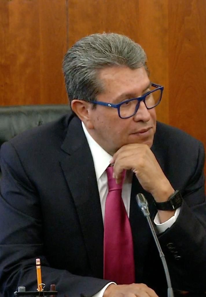 jjfreeman53's tweet photo. Aclara @RicardoMonrealA que no busca"puestos de consuelo'; sólo tengo un plan: suceder en el cargo a @lopezobrador_,asegura.  https://t.co/YTvkrwxIdq https://t.co/JpnYcFxJGP