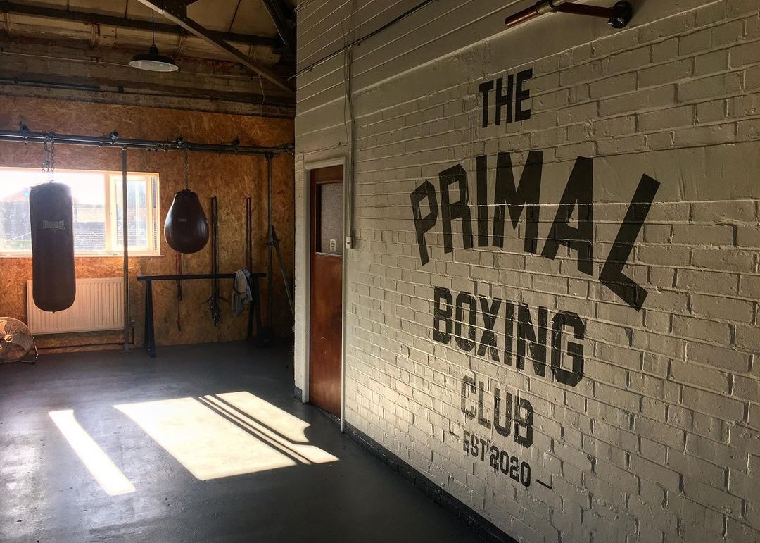 Primal_studio's tweet photo. Great work from everyone training in the hot hot heat this week.
#boxing #primal #box #groupfitness #meltonmowbray #leicestershire #oakham #rutland #gym #indiegym #boxinggym #boxfit #boxingfitness #hattonacademycertified #boxnburnacademy #mittwork #boxingmittwork #speedpads https://t.co/ssiDNrv96S