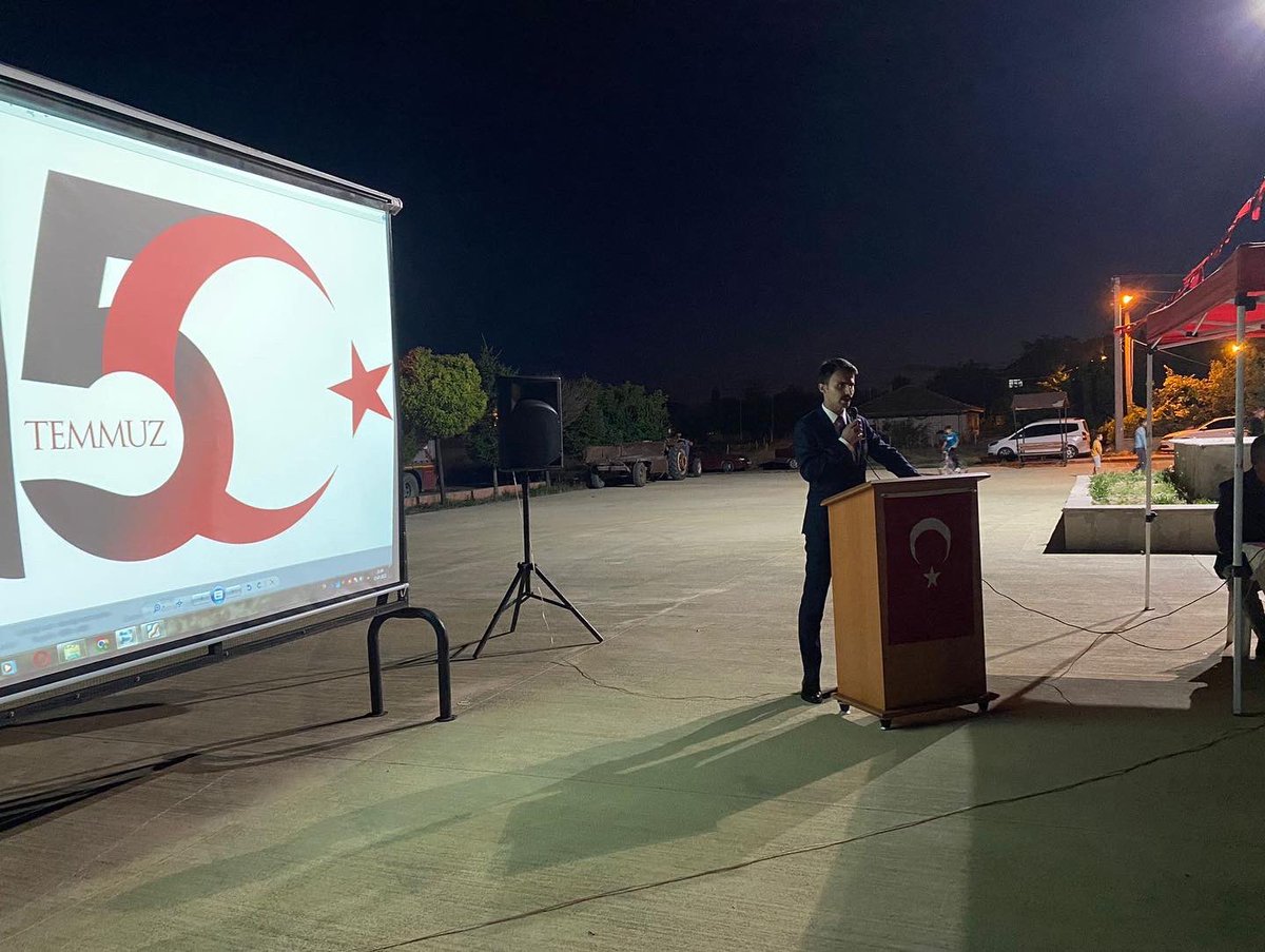 15 Temmuz Demokrasi ve Milli Birlik Günü ilçemizde çeşitli etkinlikler ile kutlandı.

15 Temmuz Destanını yazan tüm Şehitlerimizi saygı ve rahmetle anar, Gazilerimize sağlıklı uzun ömürler dileriz. 

#TürkiyeGeçilmez 
#BalışeyhKaymakamlığı 
#Balışeyh