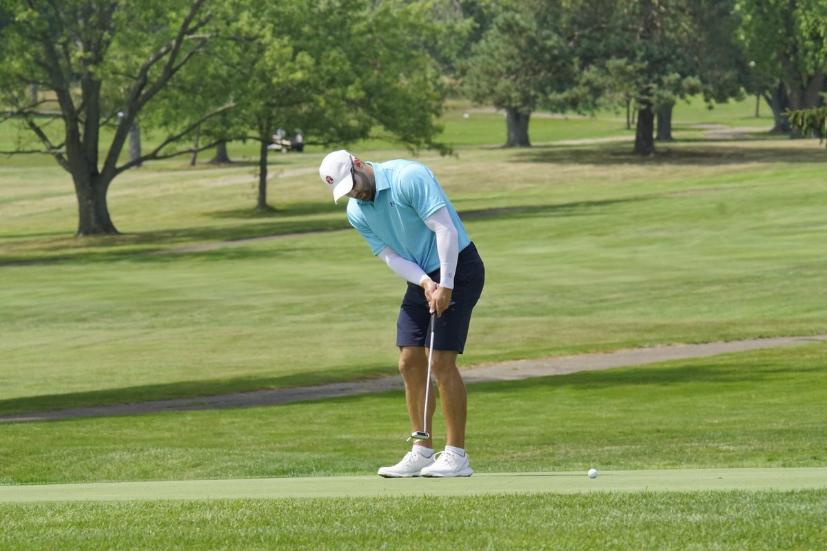 OHIOxGOLF's tweet photo. WOW!!! Canton pro Logan Lagodich is tied for the Tigertown lead at 7-under par -- AFTER HIS FIRST NINE HOLES! https://t.co/ih2pLx8SpF https://t.co/FUE1a0v9PD