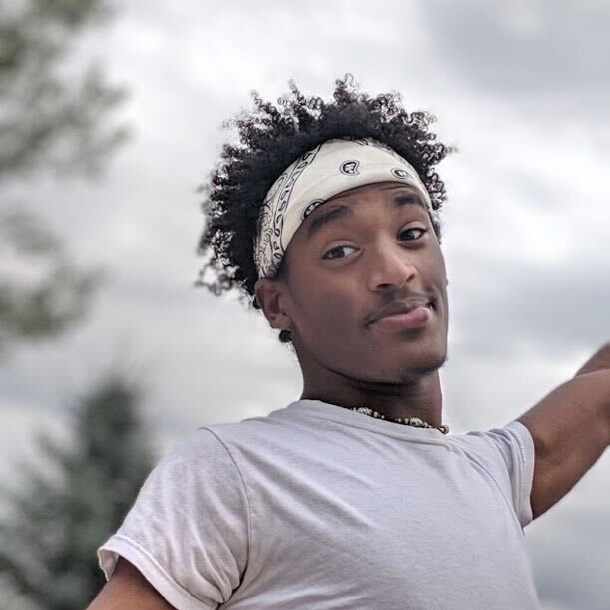 AttorneyCrump's tweet image. This is Tekle Sundberg. Minneapolis Police Department killed this smart, loving &amp;amp; artistic 20-year-old after an hours-long standoff while he was experiencing a mental health crisis. We need ANSWERS from MPD as to why Tekle's mental health crisis became a death sentence!