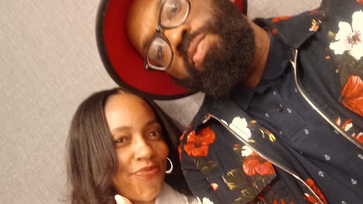 JamalSTEELE's tweet photo. Who is at the @FLBlackGirls LIVE at #LeadBlue with @AramisAyalaFL looking like 2 bosses? Ya BOI! https://t.co/USAojx2YcP