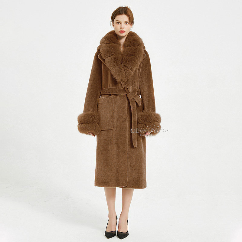 WinnianL's tweet photo. A good way to complete your look with this sophistication teddy jacket with Fox fur trim. #ootd #jacket #coat #teddyjackets #teddycoat #womenswear #womenfashion #womenstyle #womenoutfit #ladyfashion #ladystyle #ladyoutfit #outfits #outwear #new #woolcoat #wooljacket https://t.co/4EYnpuYgte