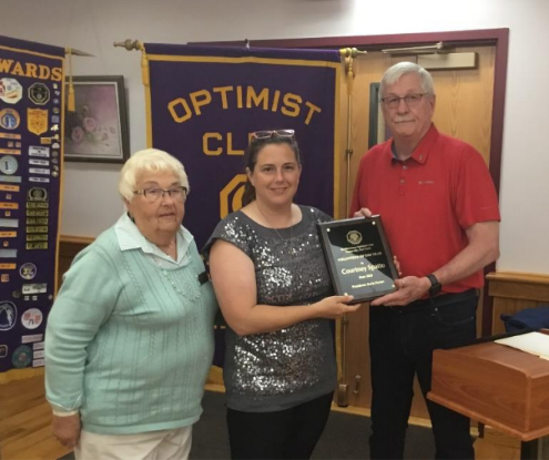 BrothertownOC's tweet photo. Chairman, Dave O’Brien presented the Volunteer of the Year Program. This year Courtney Spatto, Waterville, was selected as the Optimist Volunteer of the Year.  #Optimist #Optimism #Volunteer #BringOutTheBest https://t.co/WCkipDcQ8Y