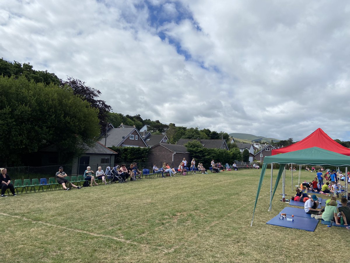 Ysgol Pant y Rhedyn tweet media