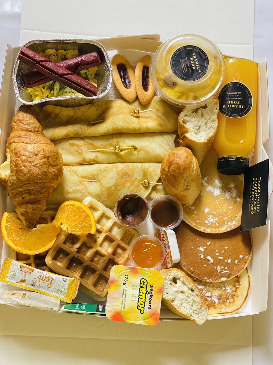 unetwiteus's tweet photo. Bou tabaski passer gnou tambali waate brunch yi😍 https://t.co/UOGoxuUo0d