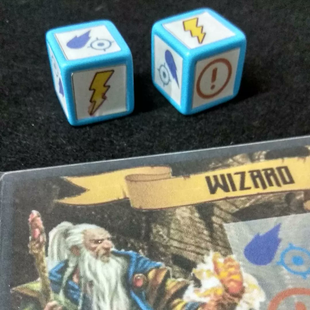 brotedejuegos's tweet photo. Creajocs de @LudoValencia, día 1. Hemos probado ya unos cuantos juegos 😃
- Underworld War
- Abstracto sin nombre
- Calendas
- Dice Raiding
#creajocs2022 https://t.co/EPTfmJitTU