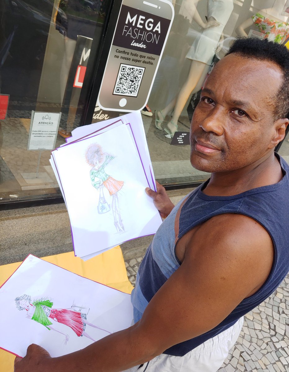 feabreusg's tweet photo. encontrei esse rapaz autodidata na rua hoje em niterói, me pediu para divulgar o trabalho dele na internet https://t.co/17loazByST