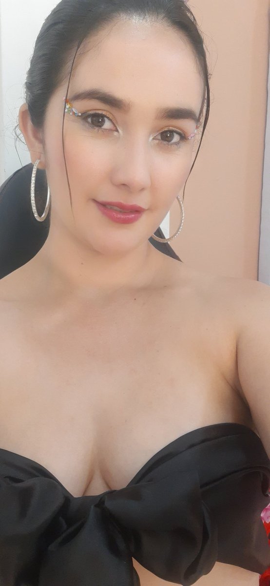 andreakellerwc's tweet photo. Guys!!!! Welcome @chaturbate .kisss https://t.co/iEVBNFavAm