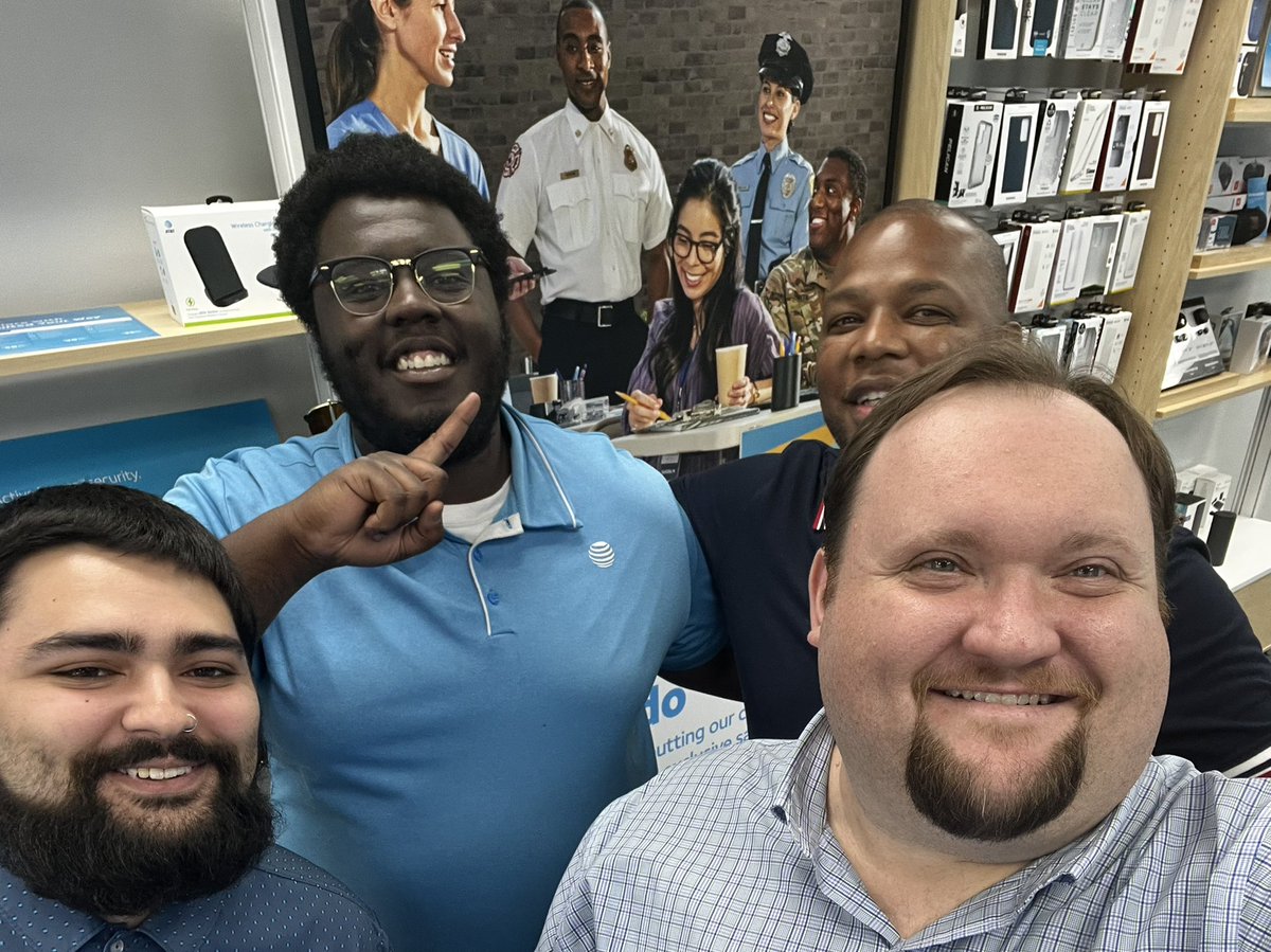 Just finishing up AWB training with Kenneth and the Billerica TWE crew <a href="/TheRealOurNE/">#OurNE</a> <a href="/pnixnix/">Peter Nixon</a> <a href="/emilywiper/">Emily Wiper</a>