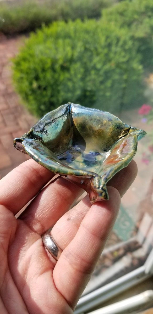 CbonnerSciteach's tweet photo. We wrapped up a brilliant week at Materials Engineering Camp with Raku pottery. Thanks for not making my nice Copper one disappear @Matscigirl5. Thanks for a great week. #ASMMaterialsCamp. @ASM_MEF. https://t.co/S2C7wV1ZmI