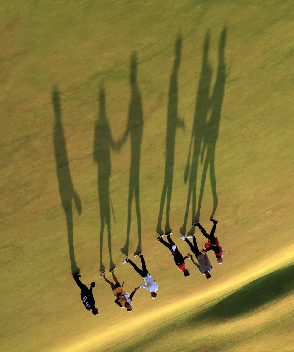 jamierkennedy's tweet photo. Sunset golf at The Open is the best. https://t.co/TBvhd3E9vx