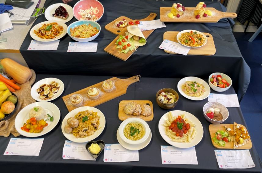 Jane Hindmarch tweet media