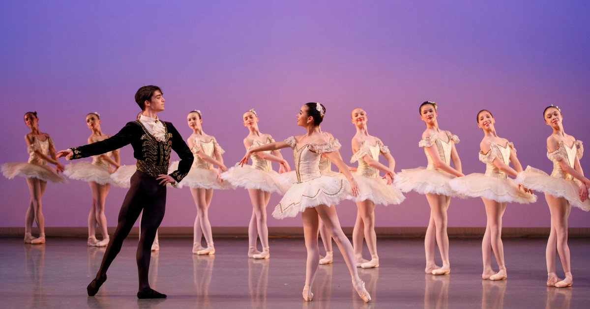 NBS_ENB's tweet photo. Dance like no one is watching...or like all your friends are!
There is nothing that compares to sharing the stage with other inspiring young artists from the NBS family. Your peers are always there to support you!
#sharingdance https://t.co/tzqtQN5Qrd