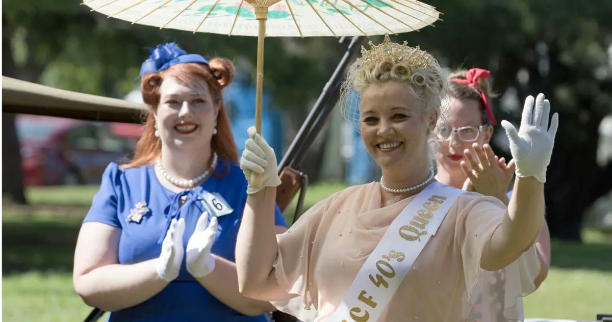 DaisyJonesShop's tweet photo. LOVE THIS! Some of our favorite local lovelies spotlighted in the news 💖
Pinup Girls recreate glamorous era: https://t.co/Jq1bP3VUq7
#pinup #modernpinup #nebraskapinup #keepitclassy #pinupcontest https://t.co/SC7mx6FEfe